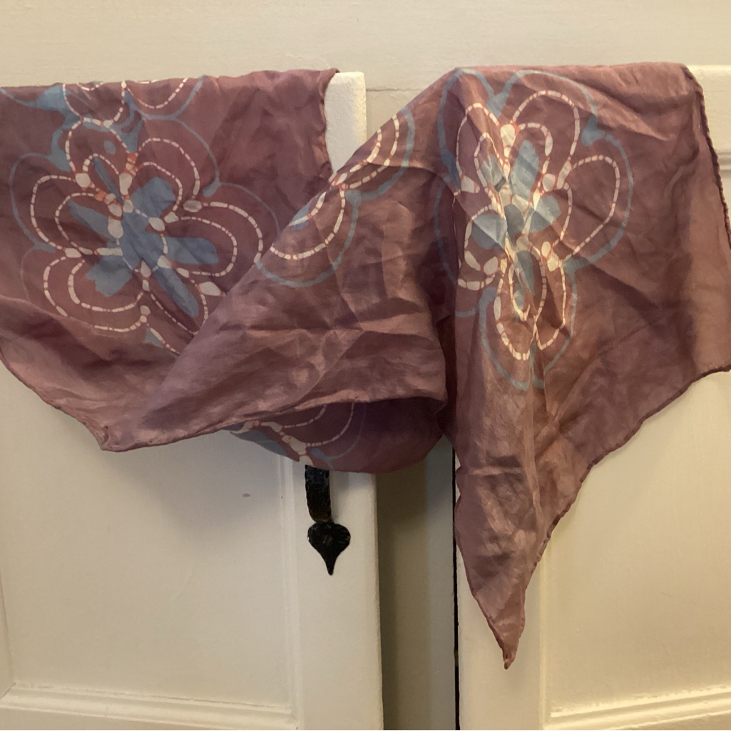 Vintage 100 Silk Scarf